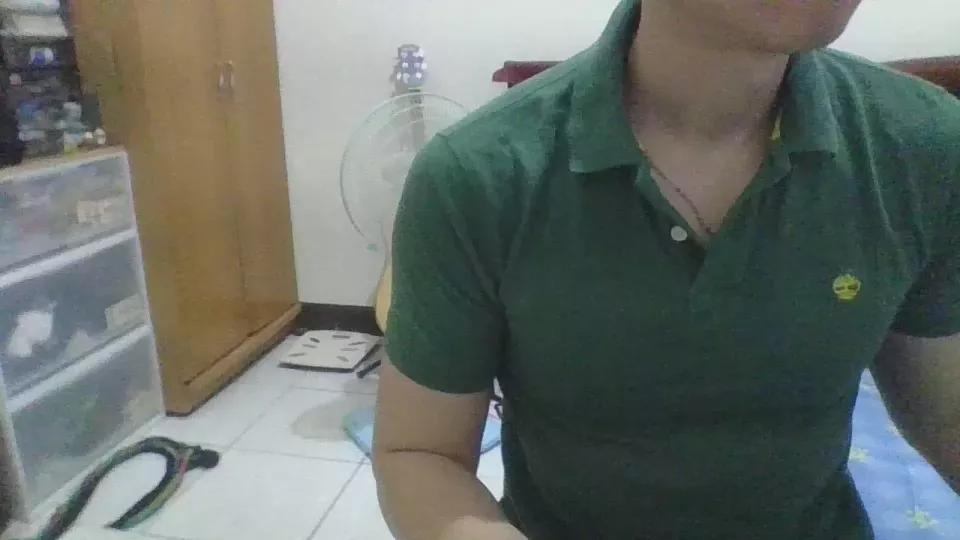 cutenewmemory22 on Cam4 