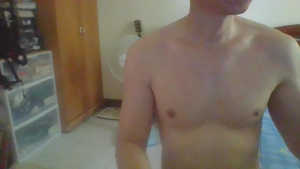 cutenewmemory22 on Cam4 
