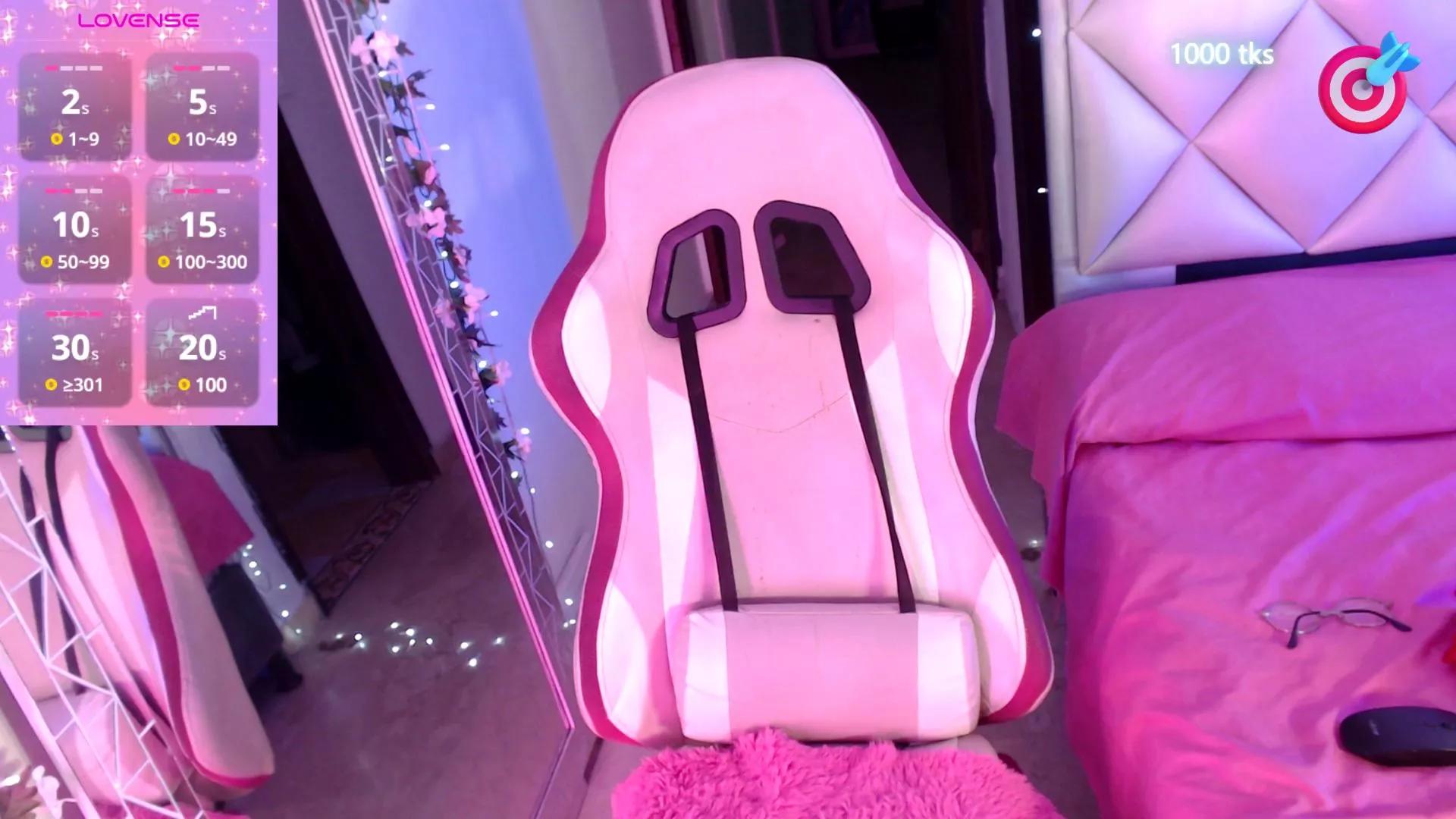 cam to cam wildness with Girls cam models. Watch the newest choice of nutty streams from our matured passionate cam models
