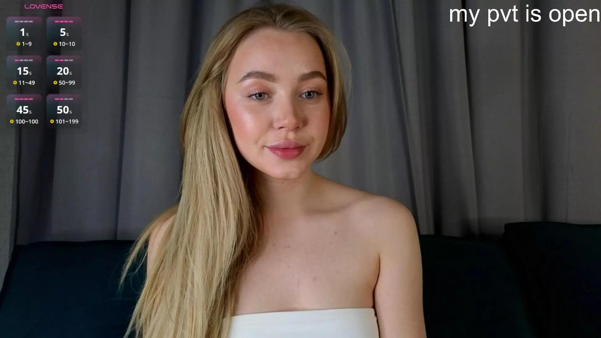 cam to cam wildness with Girls cam models. Watch the newest choice of nutty streams from our matured passionate cam models