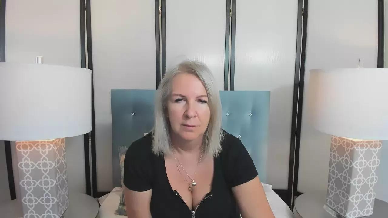 cam to cam wildness with Girls cam models. Watch the newest choice of nutty streams from our matured passionate cam models