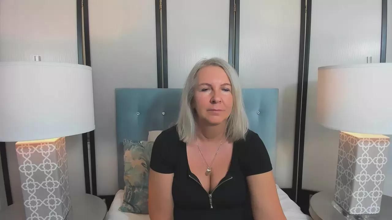 cam to cam wildness with Girls cam models. Watch the newest choice of nutty streams from our matured passionate cam models