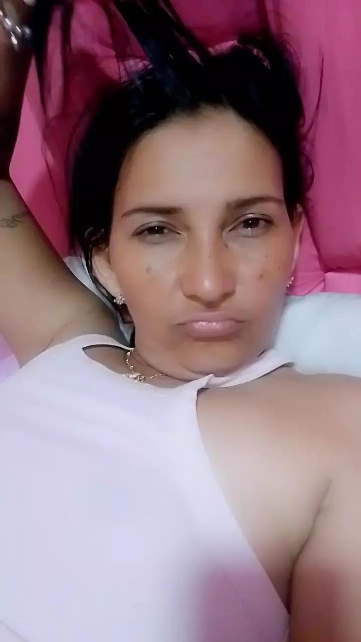 evaluna2023 from Cam4 is Freechat