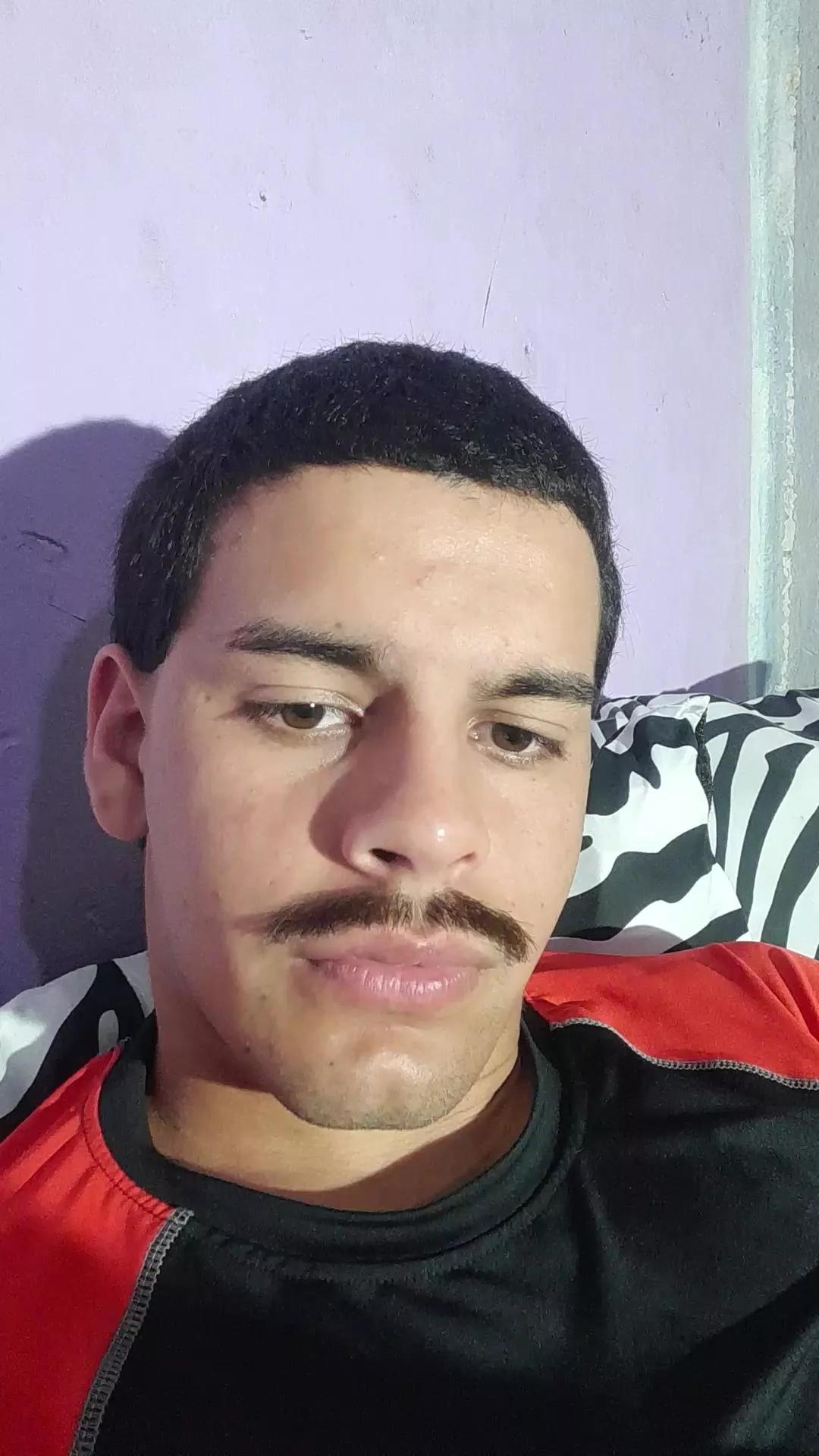 garbeilsrnxxx on Cam4 