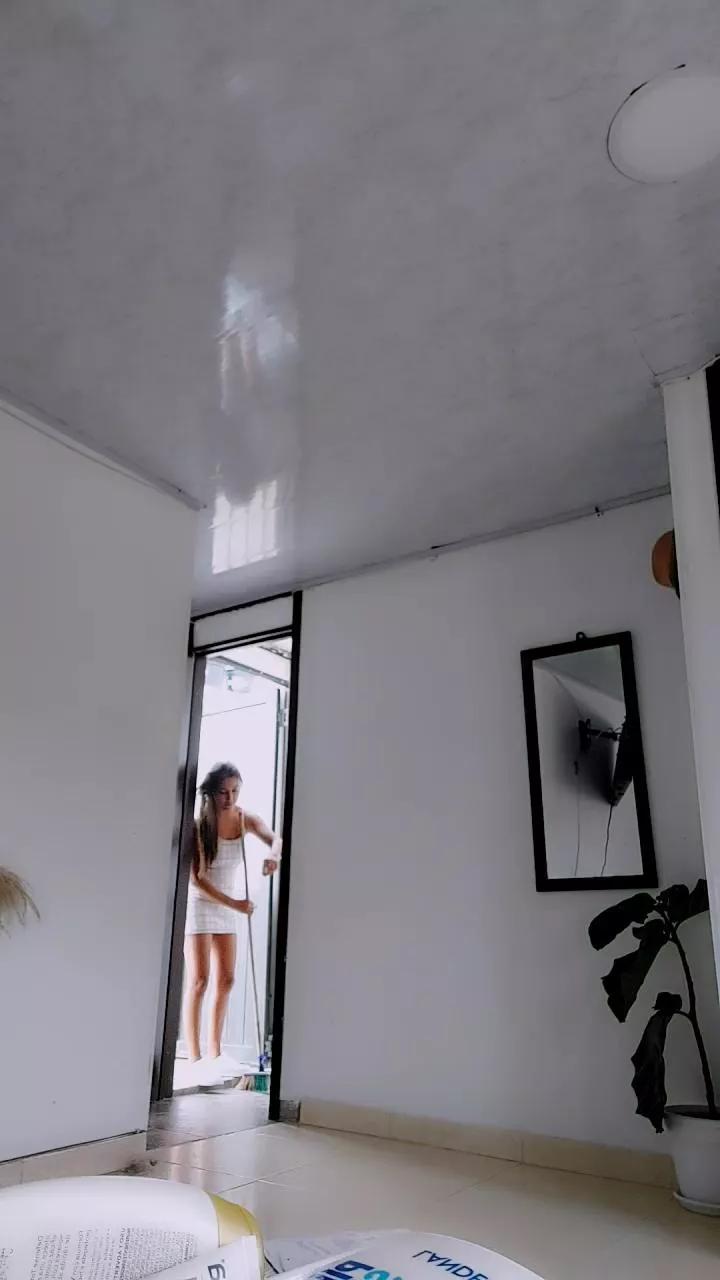 cam to cam wildness with Girls cam models. Watch the newest choice of nutty streams from our matured passionate cam models