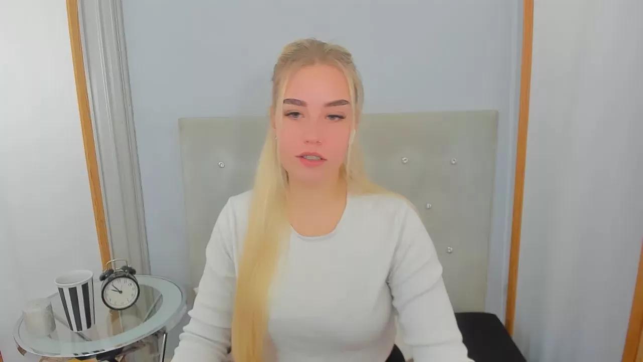 cam to cam wildness with Girls cam models. Watch the newest choice of nutty streams from our matured passionate cam models