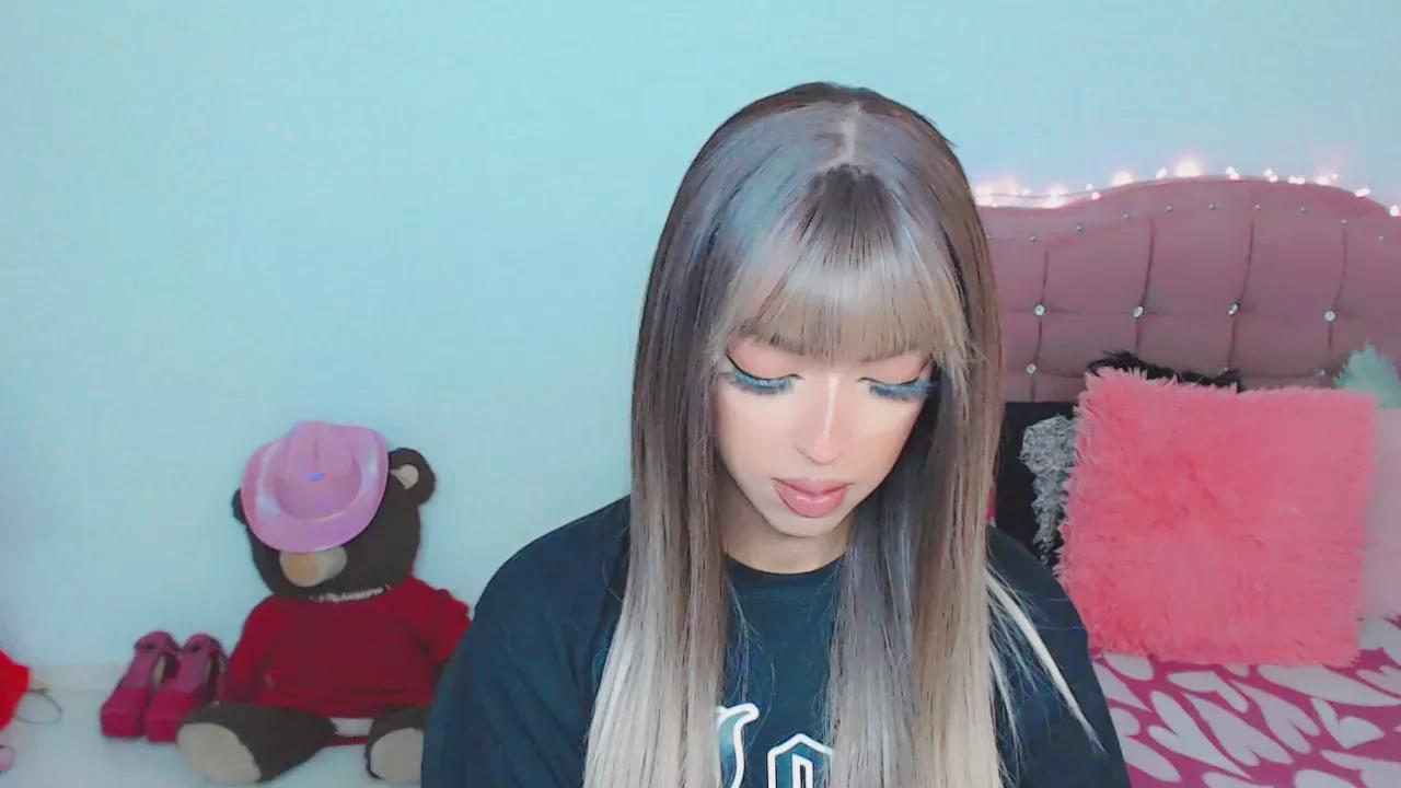 cam to cam wildness with Girls cam models. Watch the newest choice of nutty streams from our matured passionate cam models