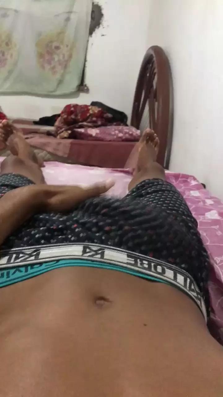 leandrosexy4 on Cam4 