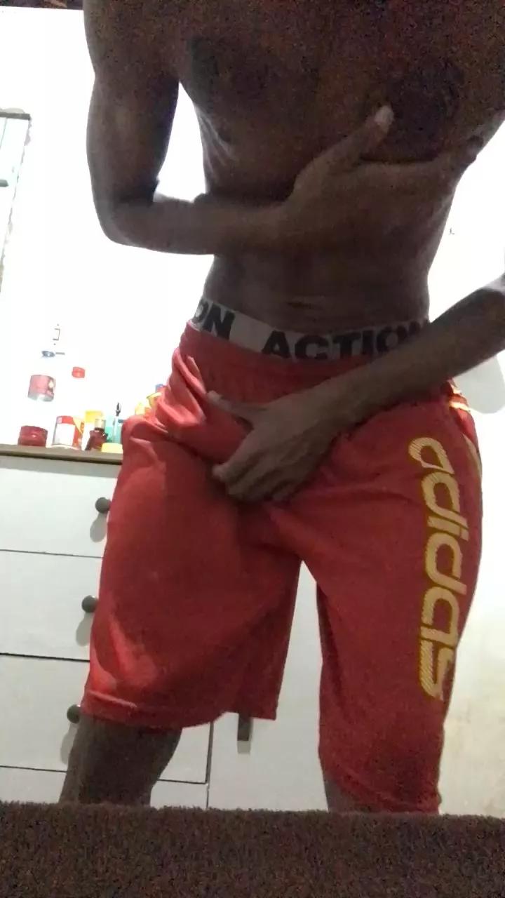 leandrosexy4 on Cam4 