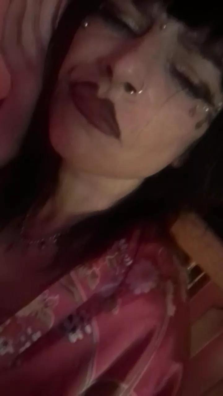 cam to cam wildness with Girls cam models. Watch the newest choice of nutty streams from our matured passionate cam models