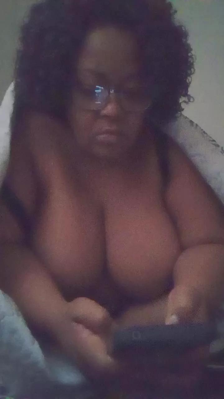 cam to cam wildness with Girls cam models. Watch the newest choice of nutty streams from our matured passionate cam models