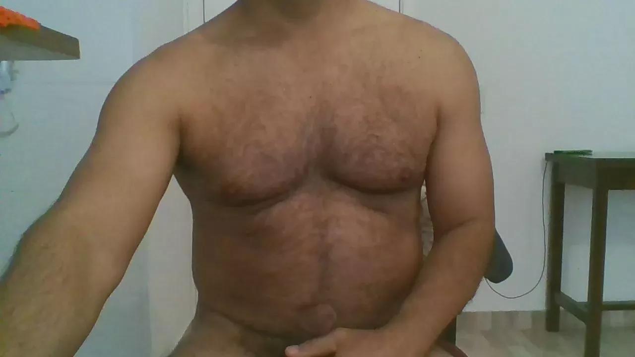 littlebear40 from Cam4 is Freechat