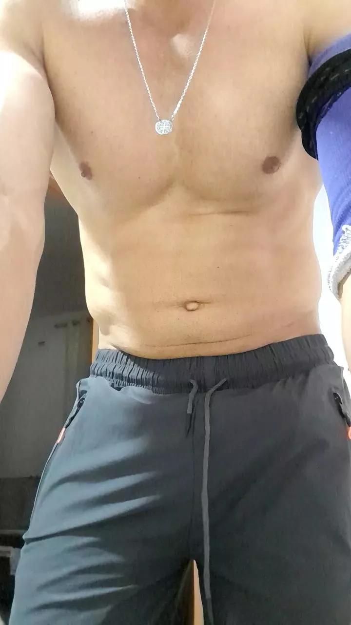 MACHO_PUTO33