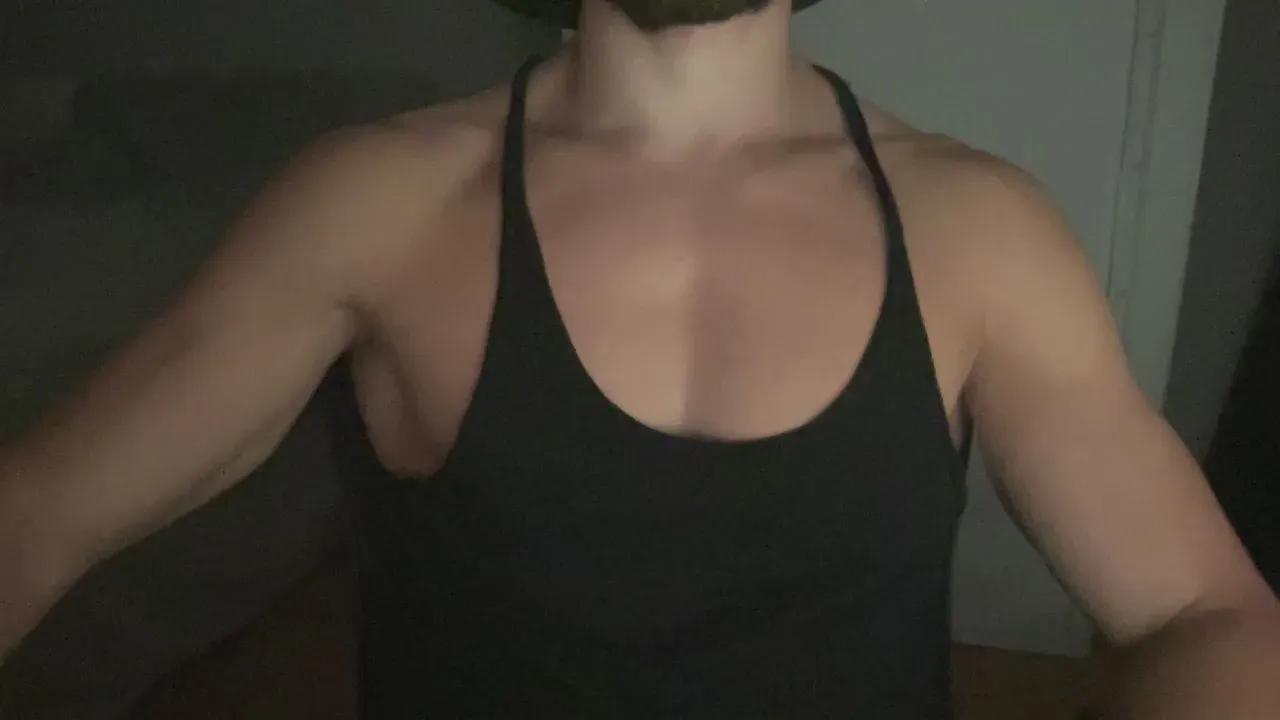 MarcFitnessX on Cam4 