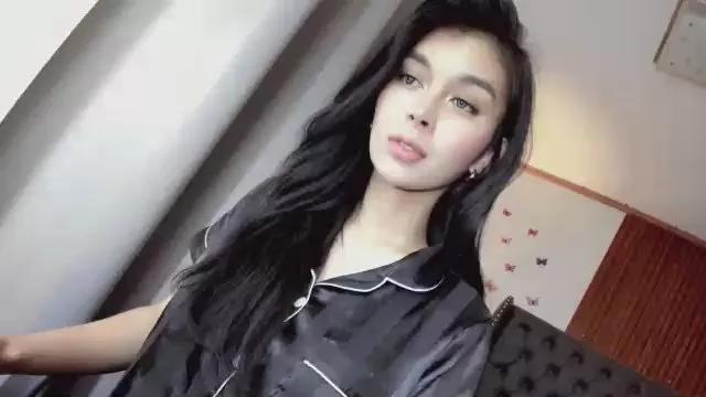 mjprettyxx from Cam4 is Freechat