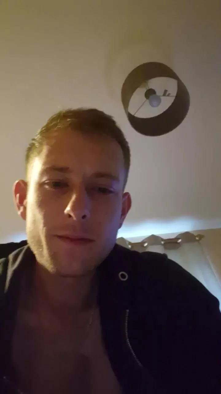 Naughtyvirgin22