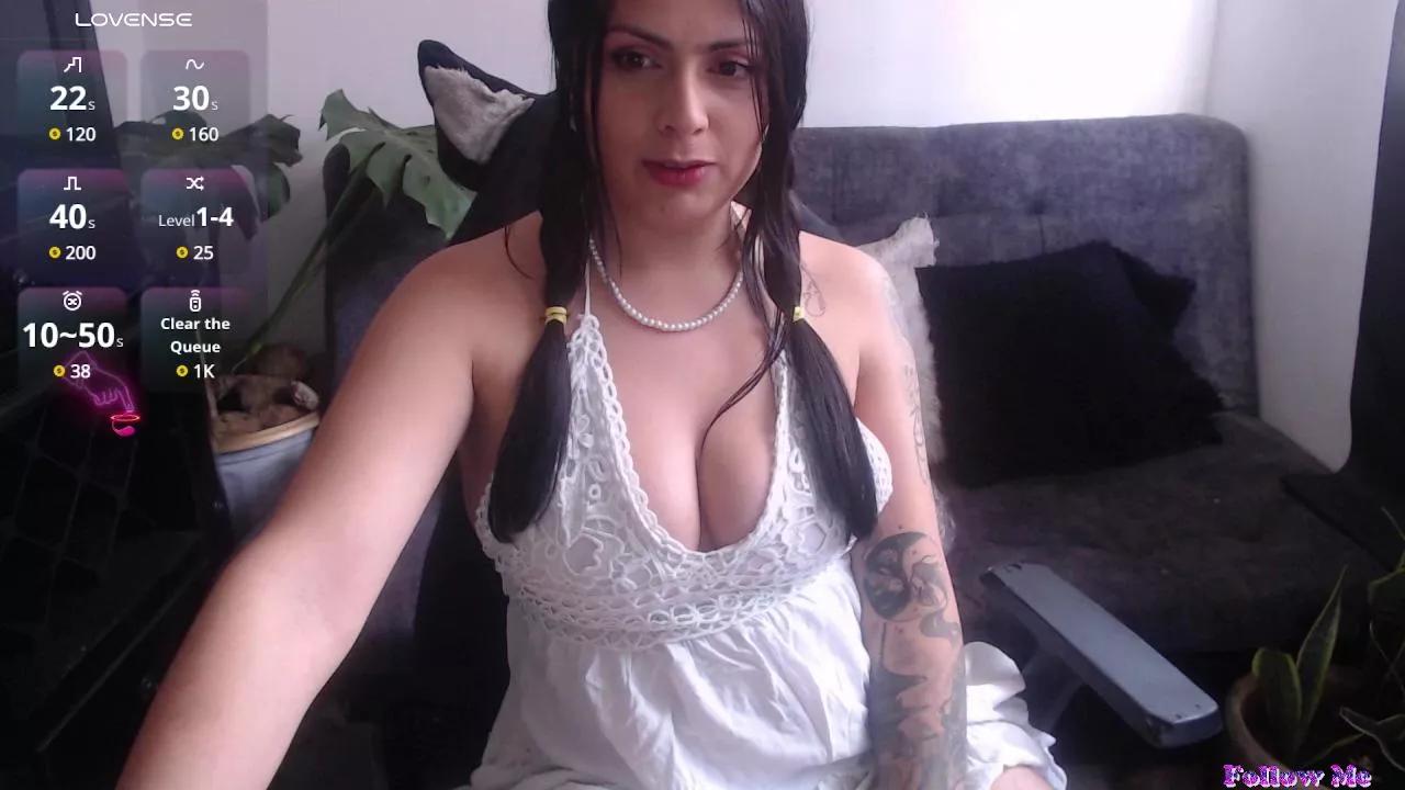 cam to cam wildness with Girls cam models. Watch the newest choice of nutty streams from our matured passionate cam models