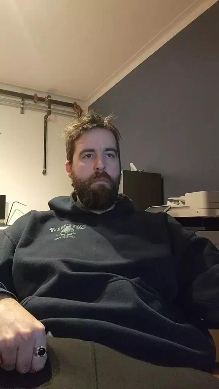Pauly1988 on Cam4