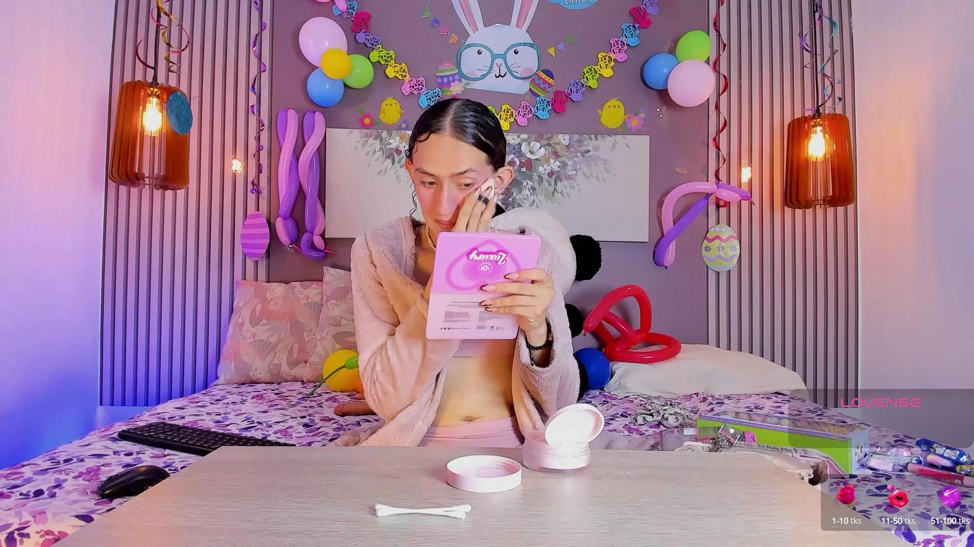 pinky_peach_