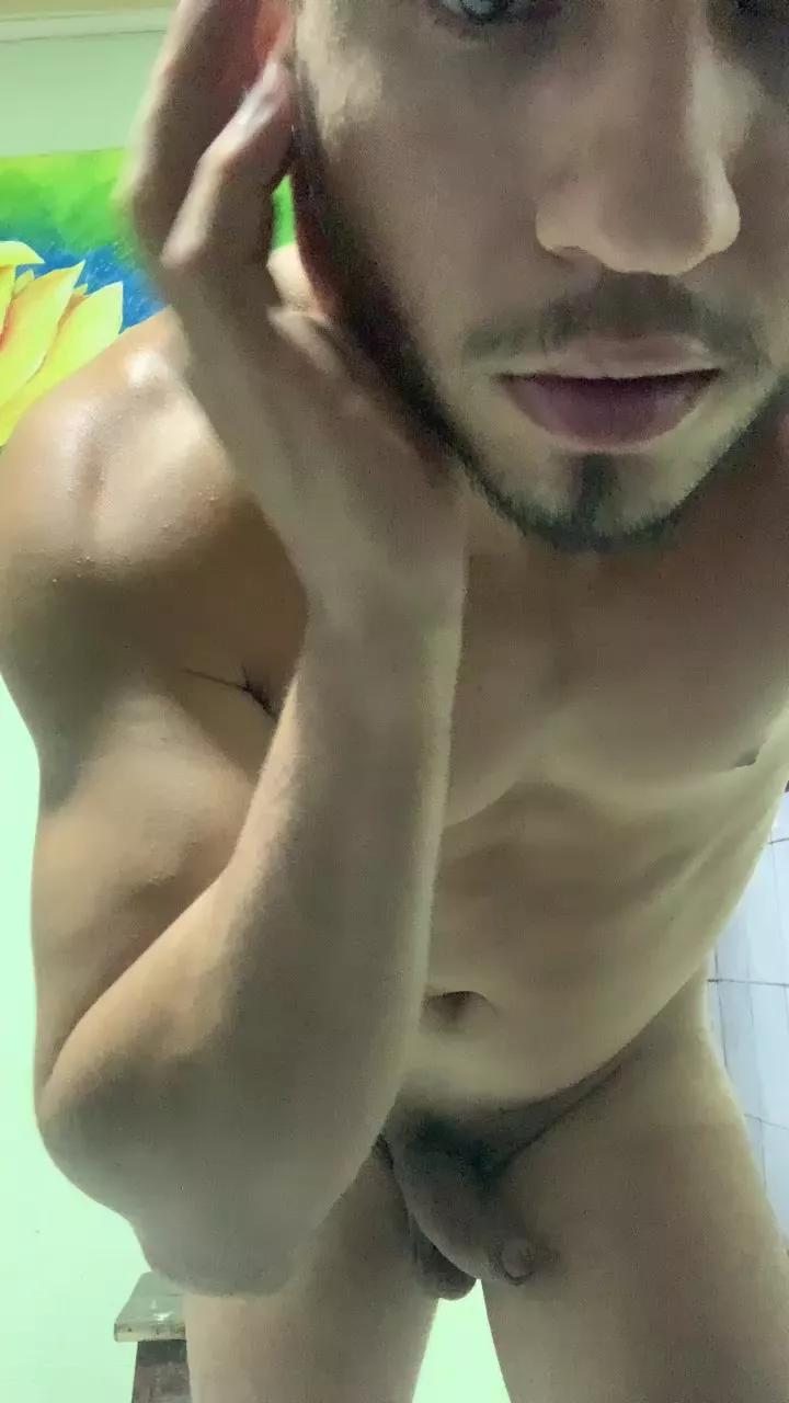 Revil7 on Cam4