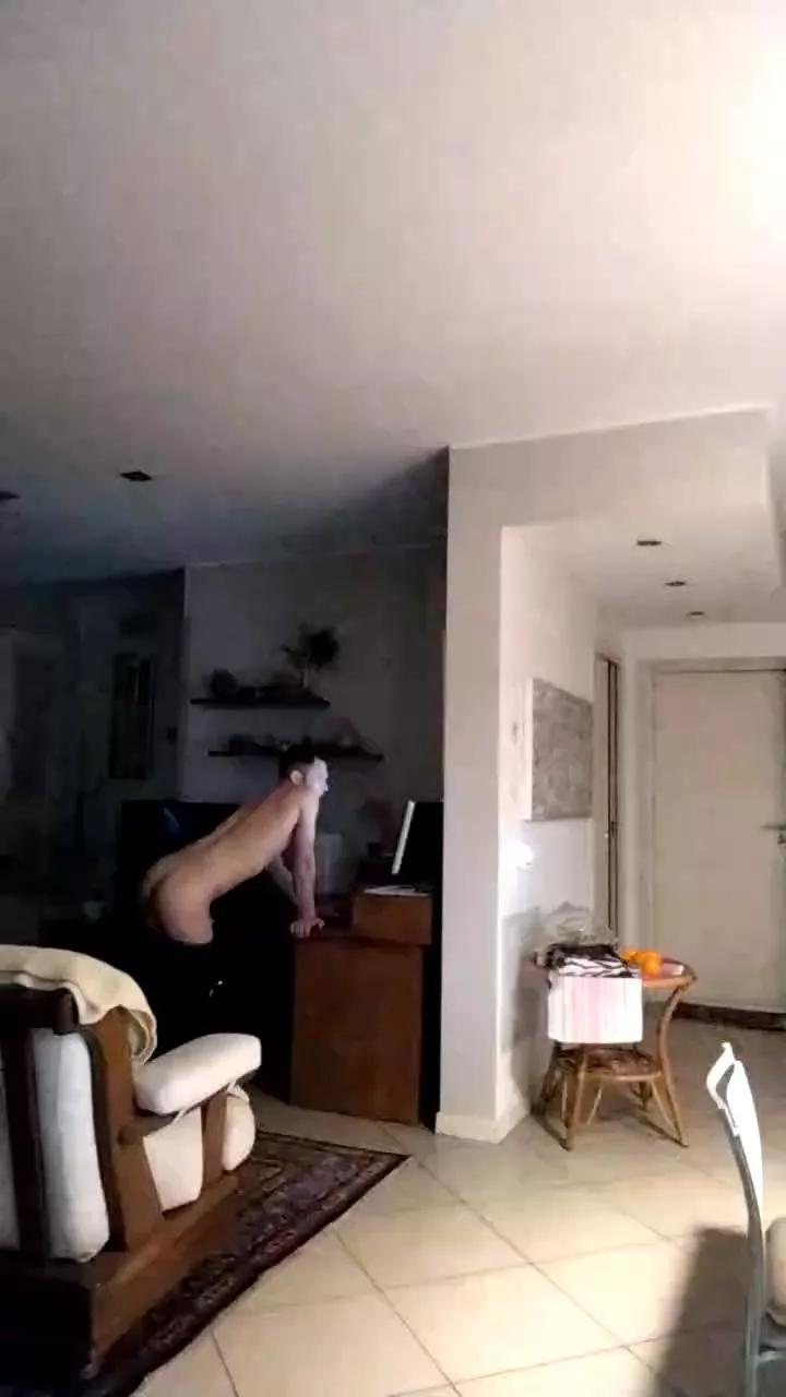 riccardoyeah on Cam4 