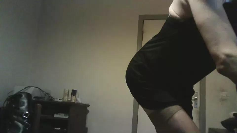 ricostar3 from Cam4 is Freechat