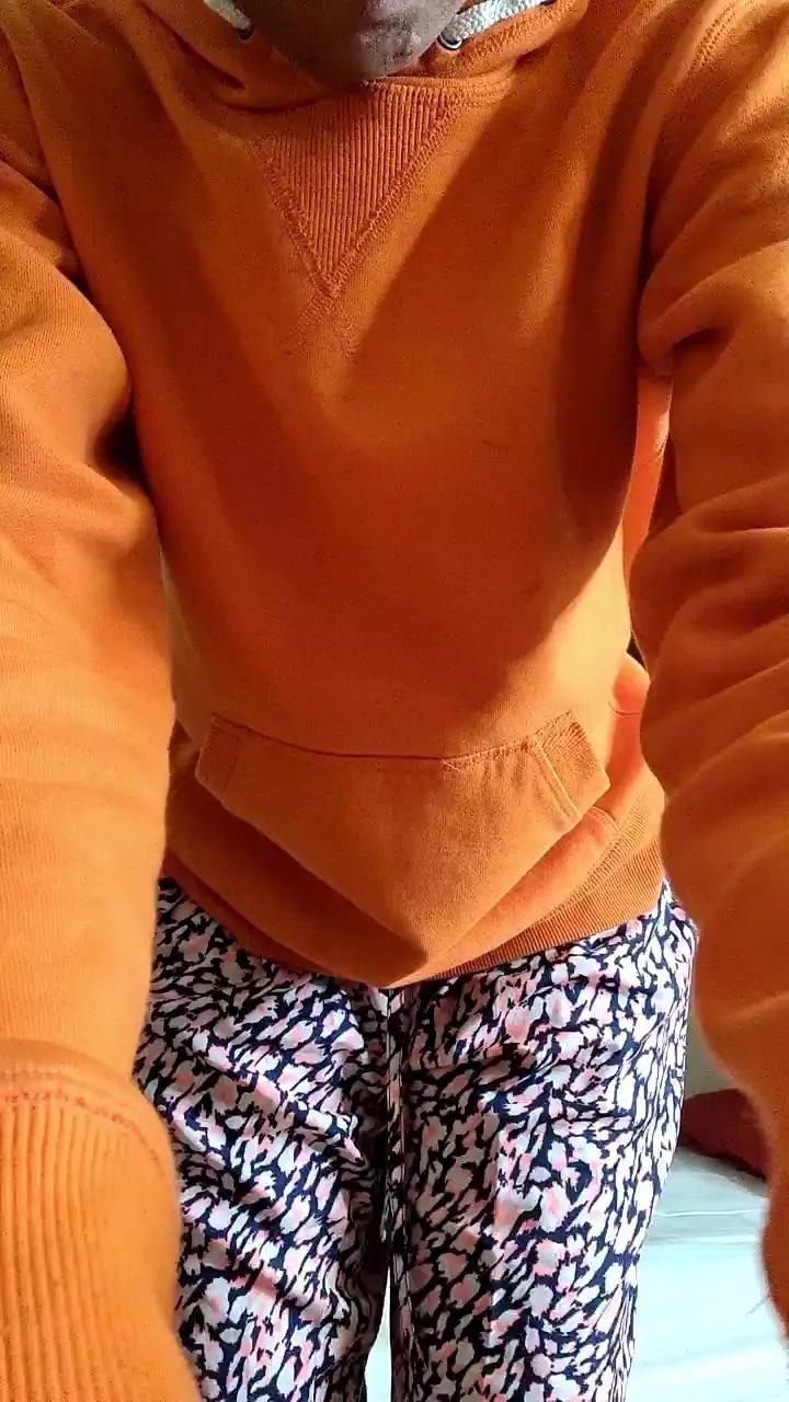 Tinah03 from Cam4 is Freechat