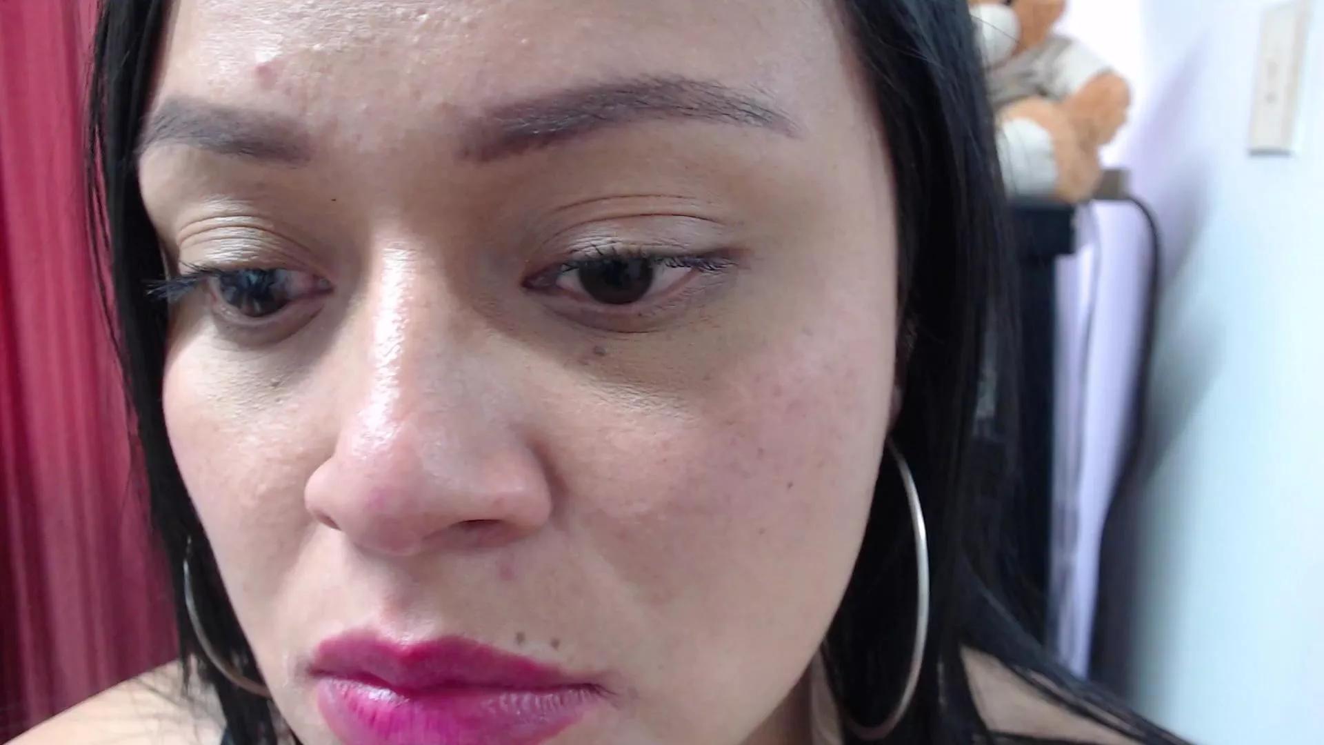 VALERIAFIERY from Cam4 is Freechat