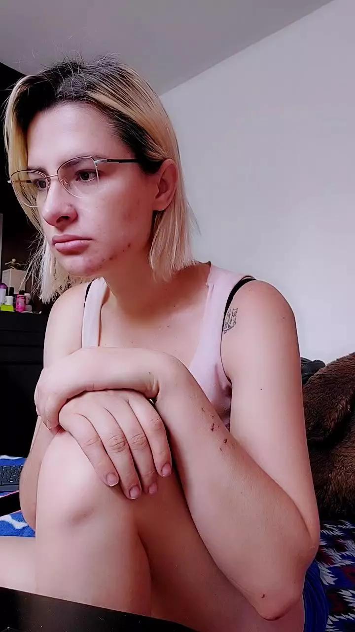 cam to cam wildness with Girls cam models. Watch the newest choice of nutty streams from our matured passionate cam models