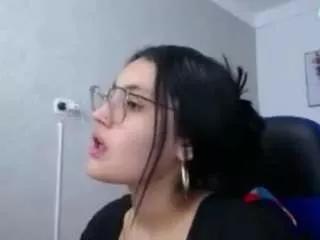antonellasweetlittle on CamSoda 