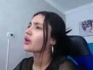 antonellasweetlittle on CamSoda 