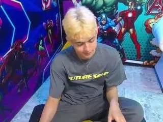 jisus-cat on CamSoda 