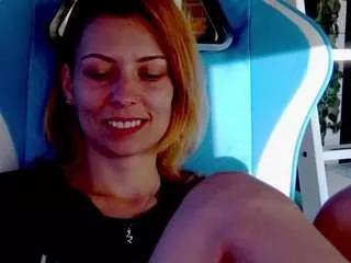 karoline1201 on CamSoda 