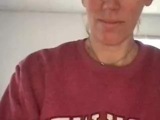 sirensixfoot on CamSoda 