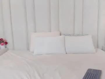 1m_maddy — WELCOME MADDY  [12 tokens left] Welcome #deepthroat  #bigass #anal #18 #redhair