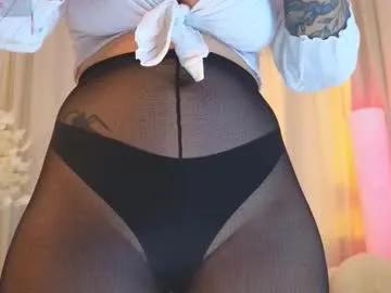 _b00bss_ — First Day here! | Goal: look into cam and wink | Hello there, i'm Jess #new here, i have #bigboobs and #bigass im #young #natural girl [15 tokens remaining]