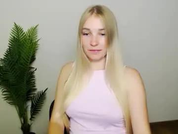 Freechat _snow_queen__ on Chaturbate