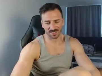 Freechat aaront0pmuscles on Chaturbate
