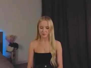 Freechat adele_armas on Chaturbate