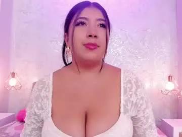 Avatar of adella_pink