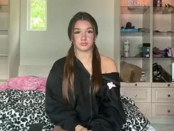 Freechat alexajefferies on Chaturbate