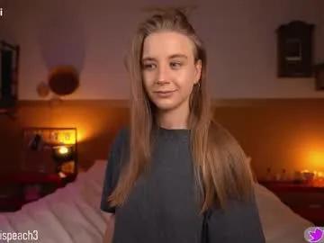 Freechat alexispeach on Chaturbate