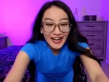 Freechat aliciaz3 on Chaturbate