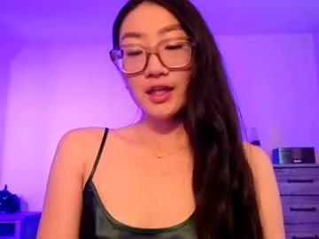 Freechat aliciaz3 on Chaturbate