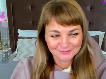 annasimonsj on Chaturbate 