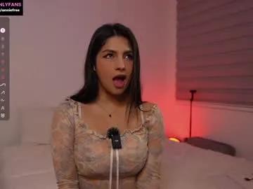 Freechat annieguzman_ on Chaturbate