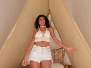 Freechat ariella_ruiz on Chaturbate