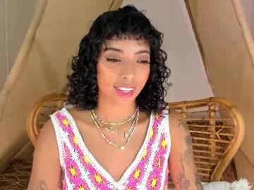 Freechat ariella_ruiz on Chaturbate