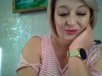 arielxloveresss — Goal: I will tease you #cute #new #c2c #feet #tease - Next Goal: Dance for you