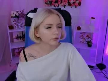 aurorawrenfield — GOAL: be my king [1186 tokens remaining]   #18  #nonude #cute #blonde #young